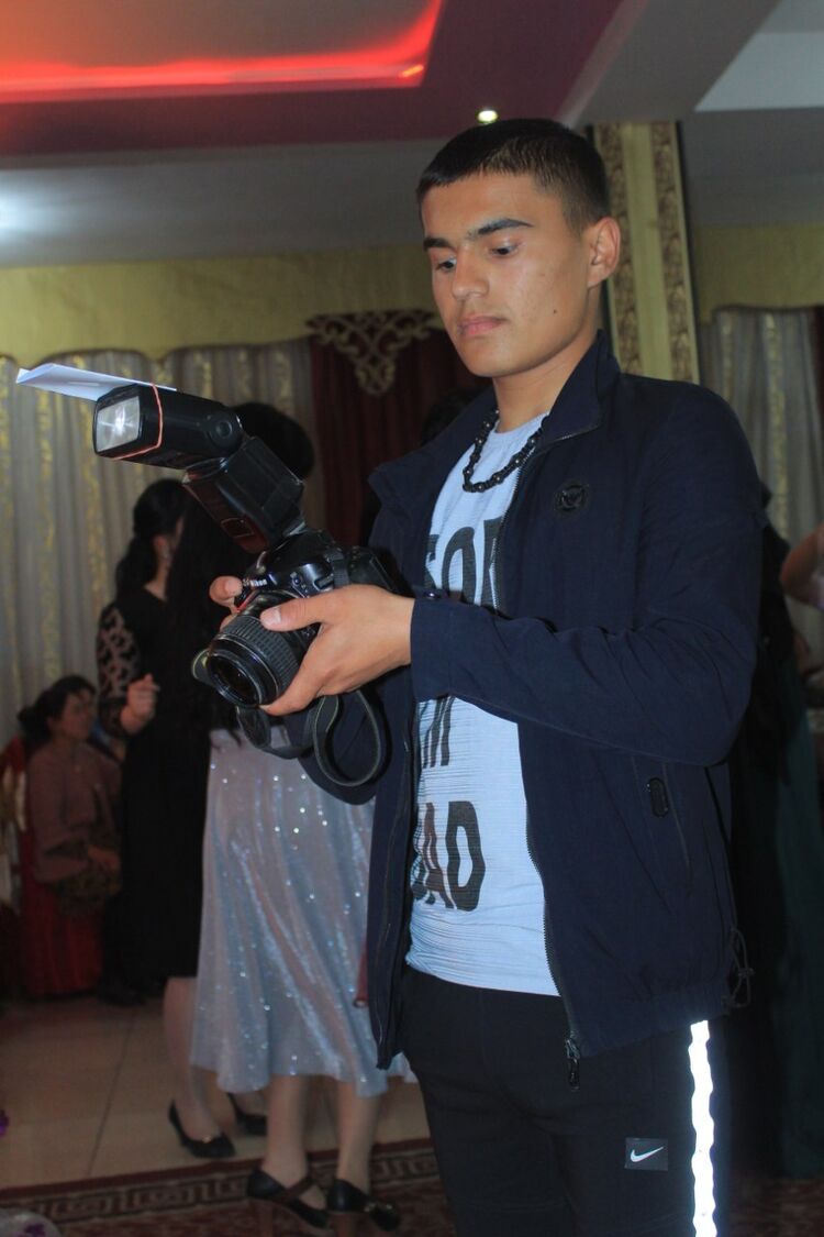  26880788  , 23 ,    -