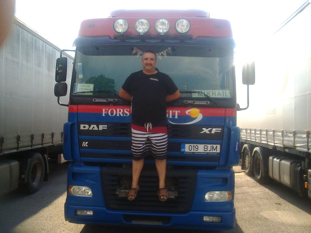  ,   Mikhail, 59 ,   ,   , c 