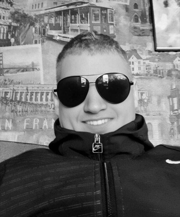  46898488   , 25 ,    