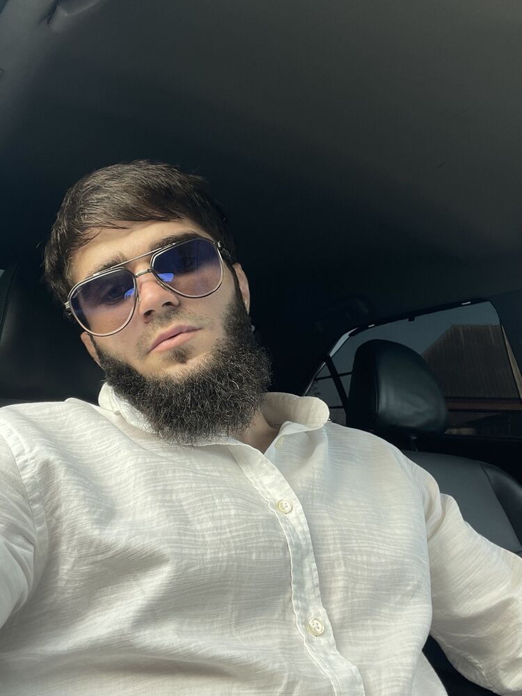  47664958  Magomed, 27 ,    