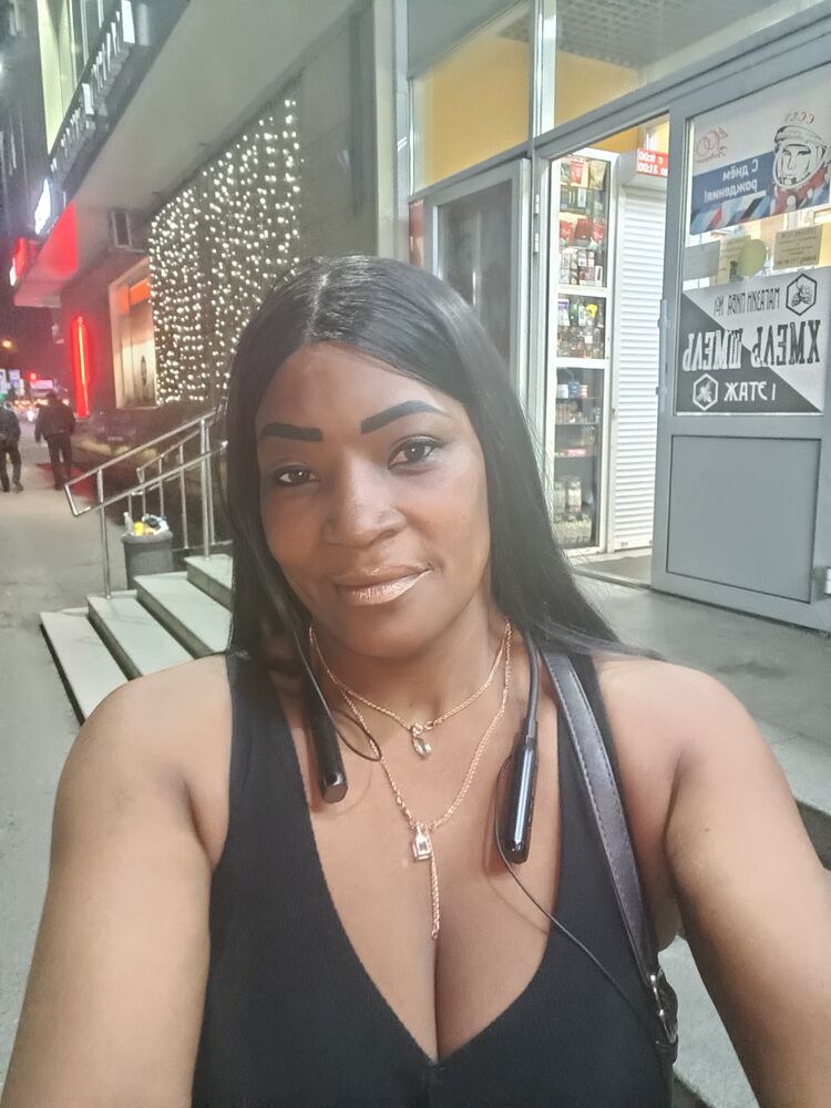  53275888  Keila, 45 ,    