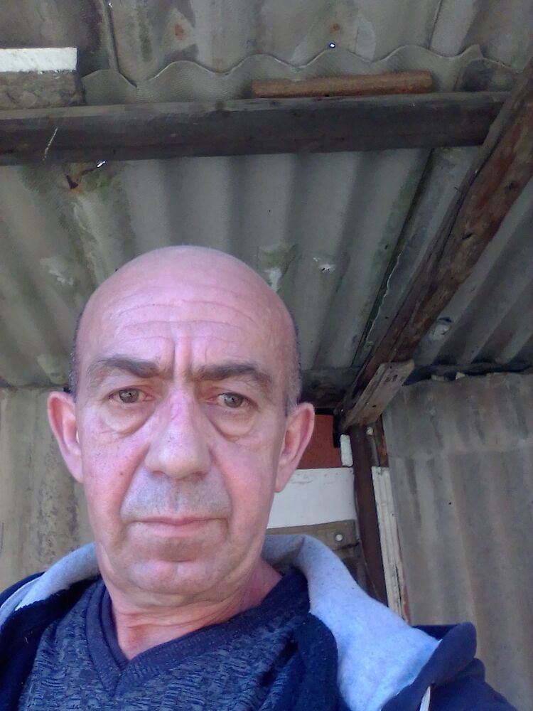  46041428  , 53 ,    