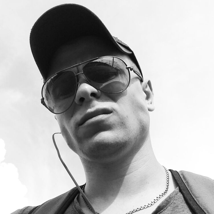  ,   Vlados, 28 ,   ,   , c , 