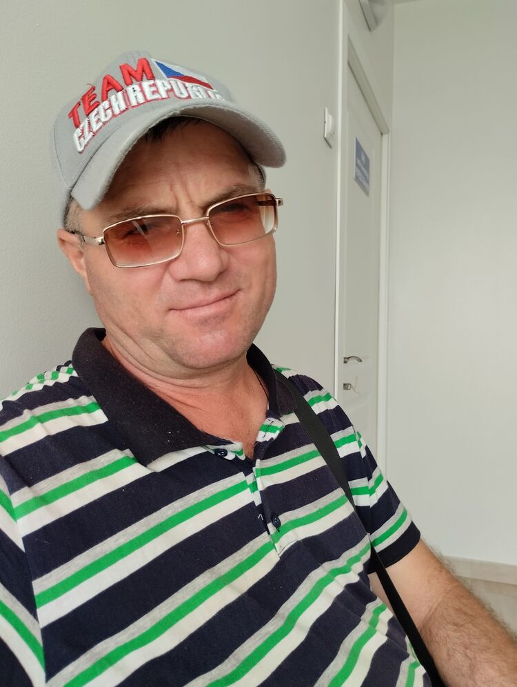  ,   Constantin, 48 ,   ,   