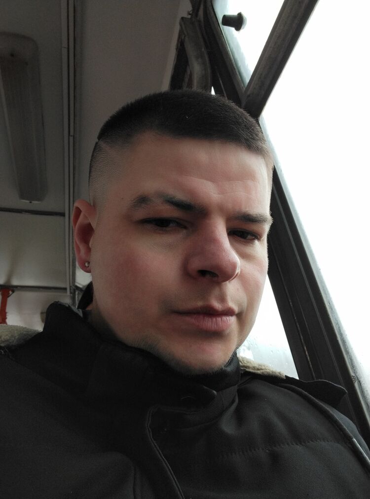  49960278  Vadik, 36 ,    