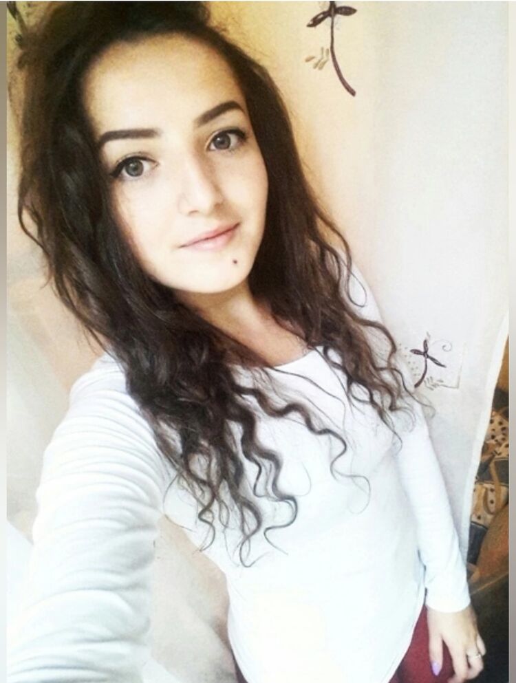  41367308  Elena, 30 ,    