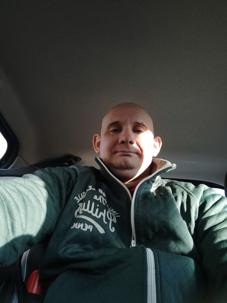  ,   Anton, 40 ,   ,   , c , 