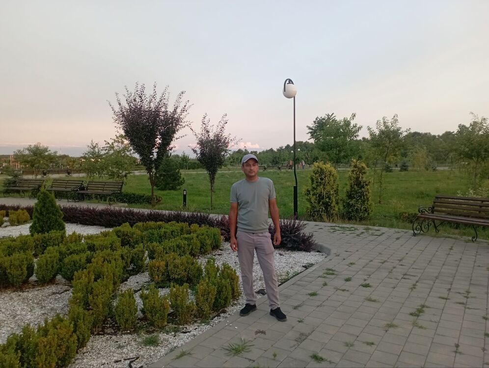  44512178  Davron, 35 ,    