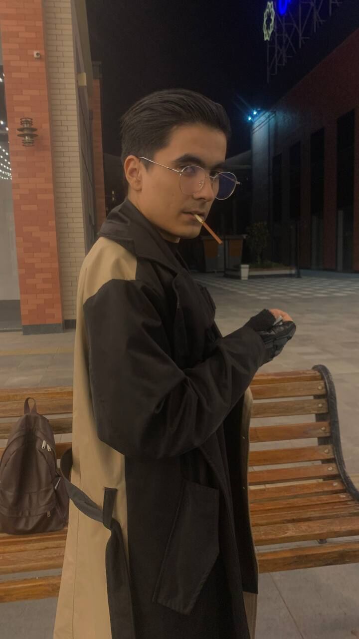  42311228  Senpai, 23 ,    