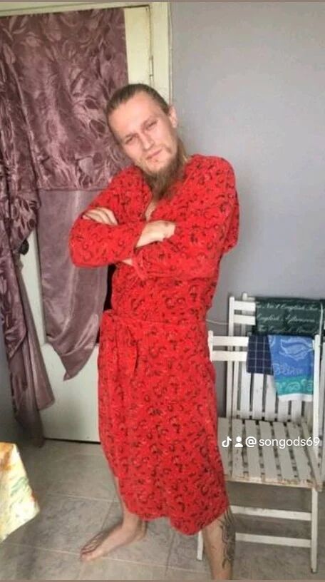  ,   Luycik, 34 ,  