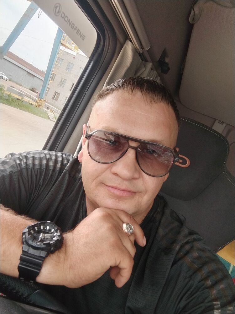  51790118  , 45 ,    