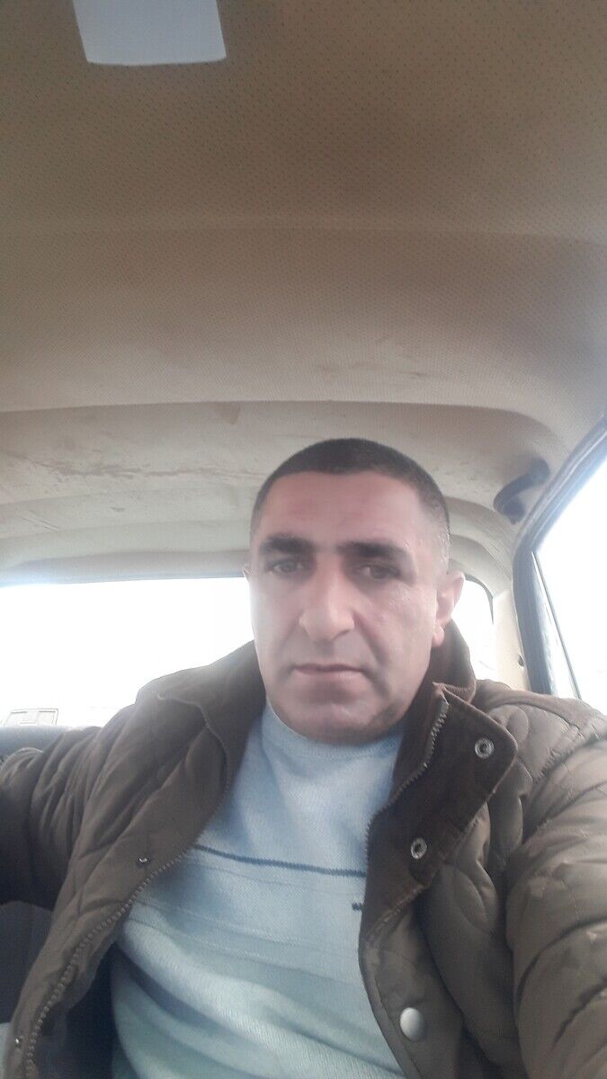  20497288  , 53 ,    