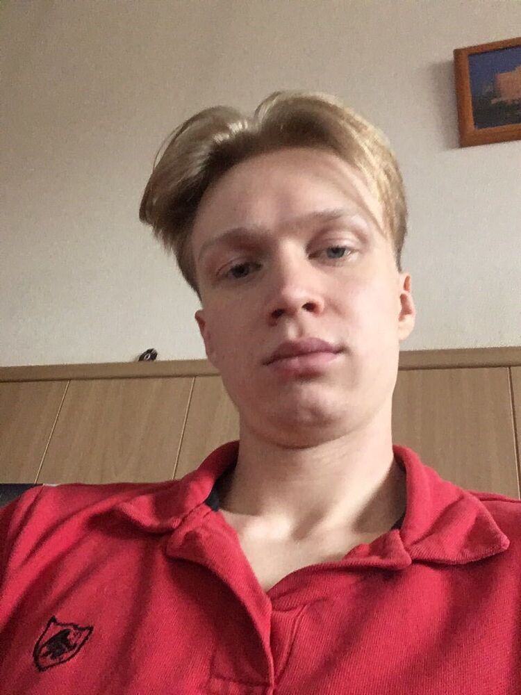  ,   Vladislav, 24 ,   ,   