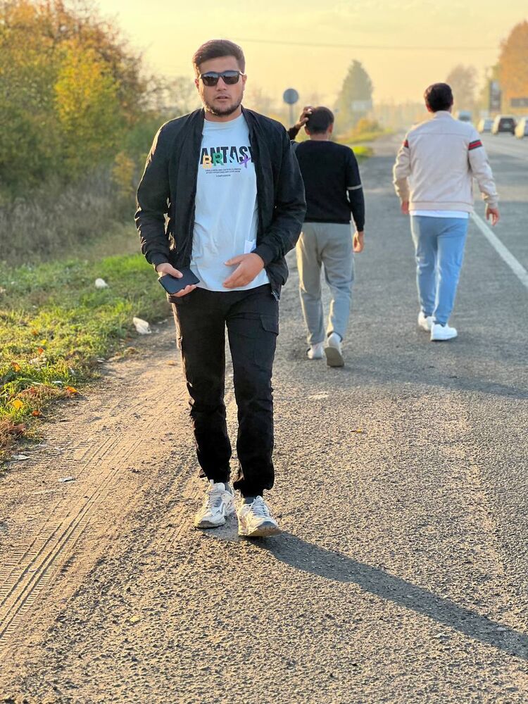  37975298  Kvazar, 27 ,     