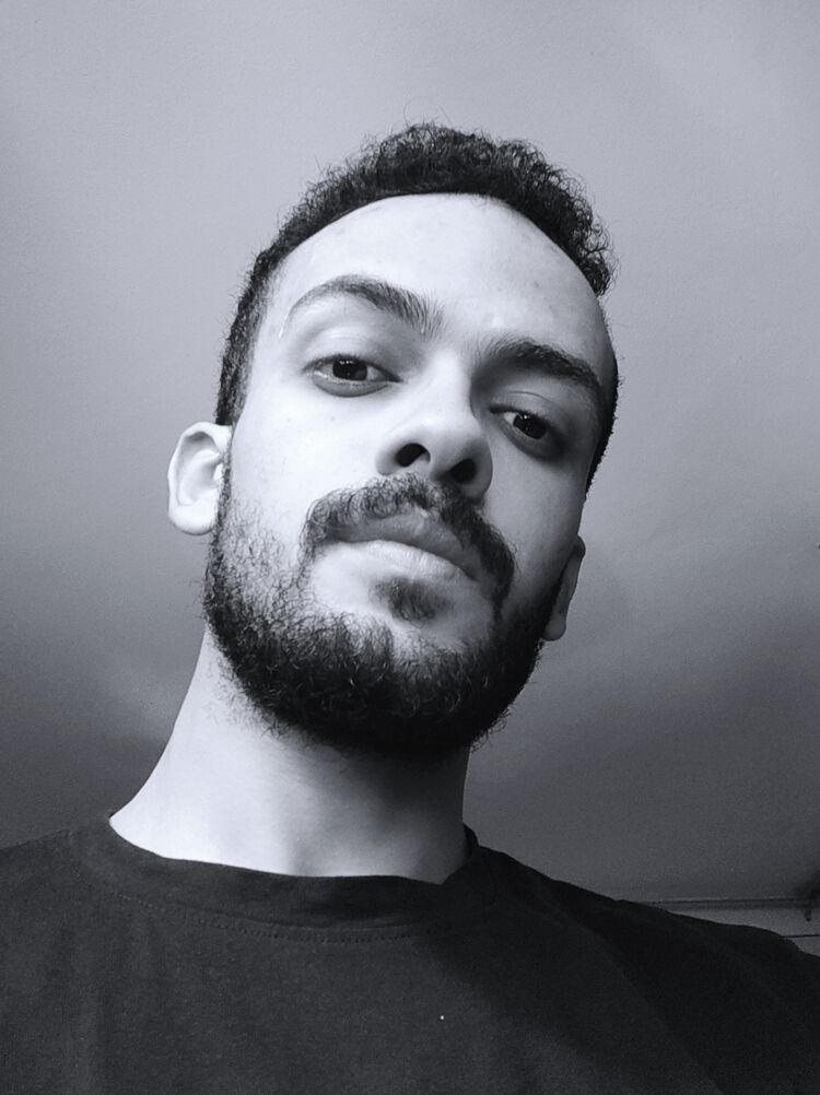  29597498  Mahmoud, 23 ,    