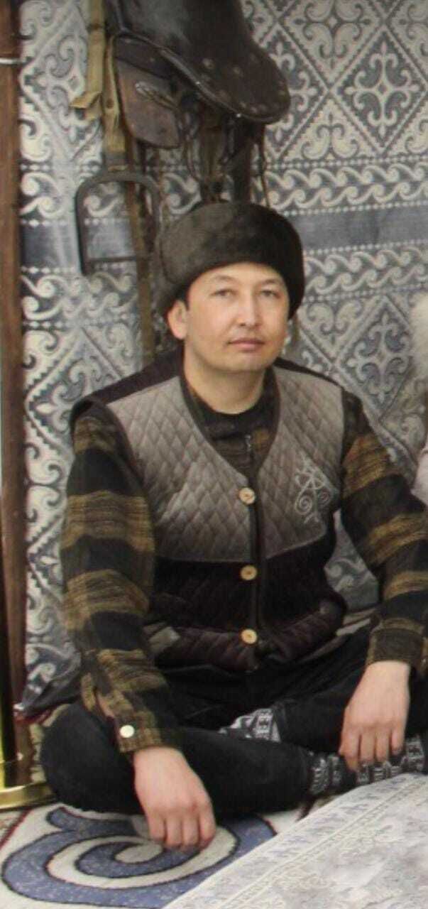  43213268  Janibek, 36 ,    