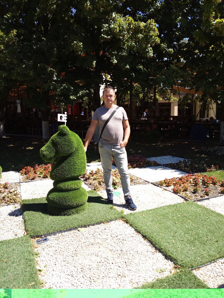  20494308  , 44 ,    