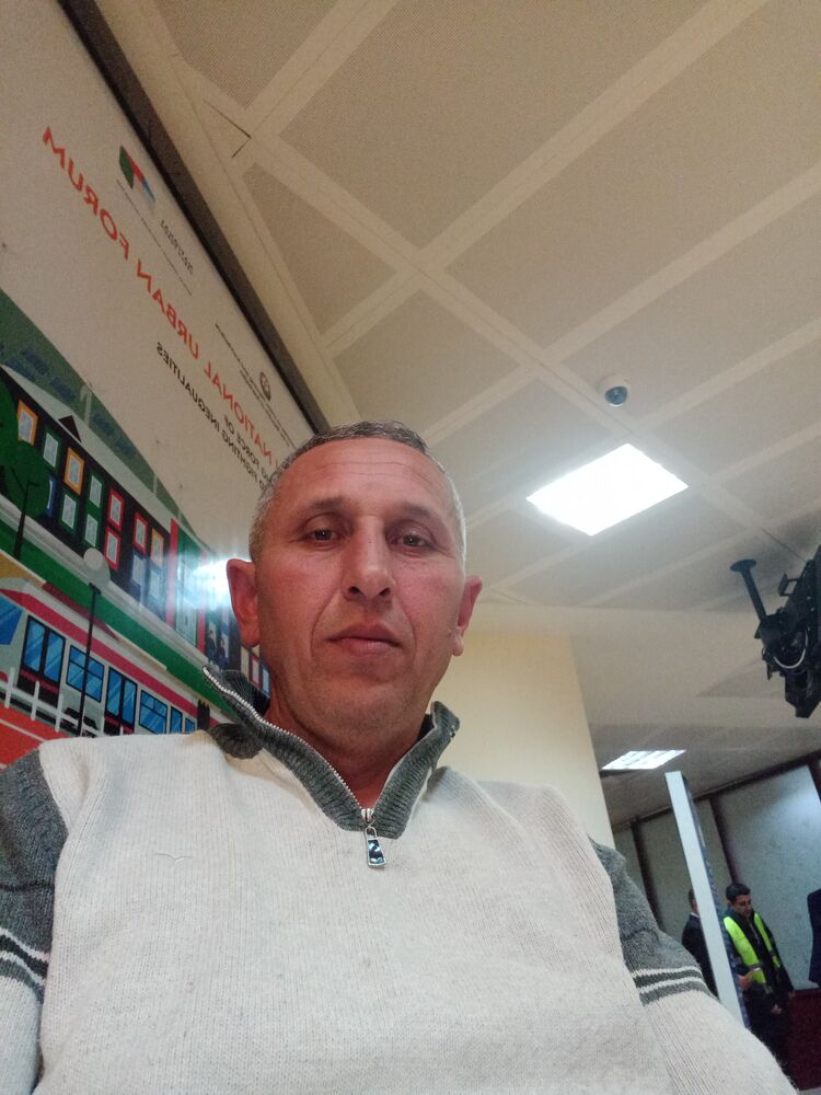  40578008  , 47 ,    
