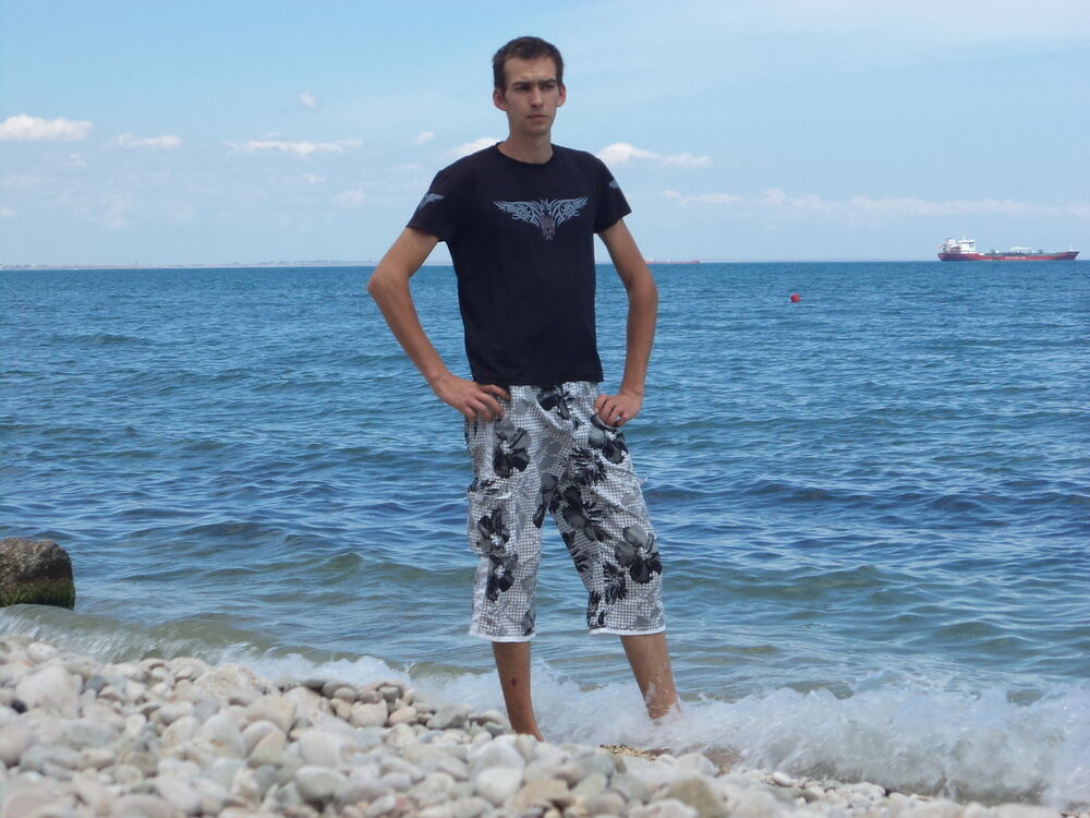  ,   Pavel, 36 ,   