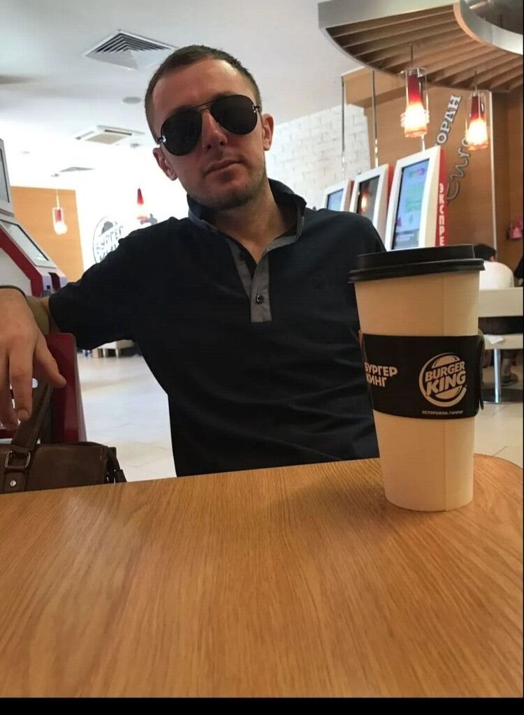  53815228  Vasik, 42 ,    