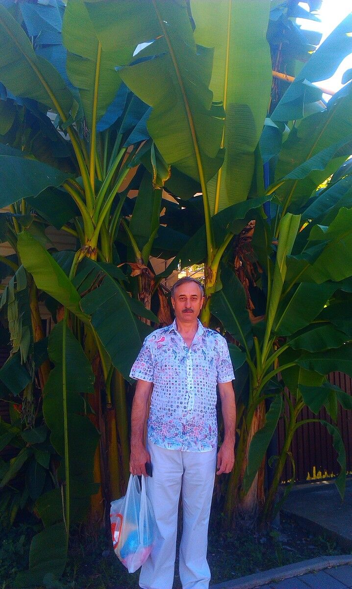  ,   Ivan, 52 ,   ,   , c 