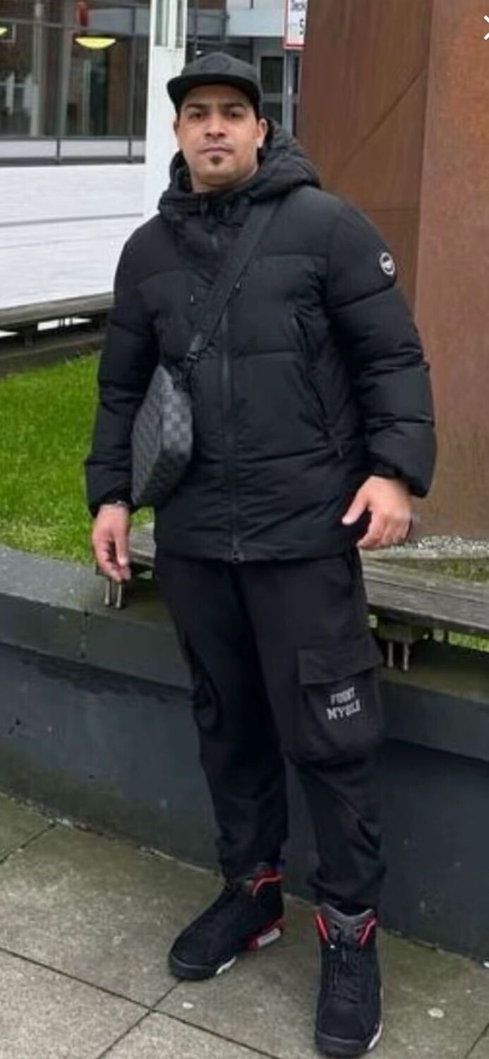  ,   Mohemed, 31 ,   ,   