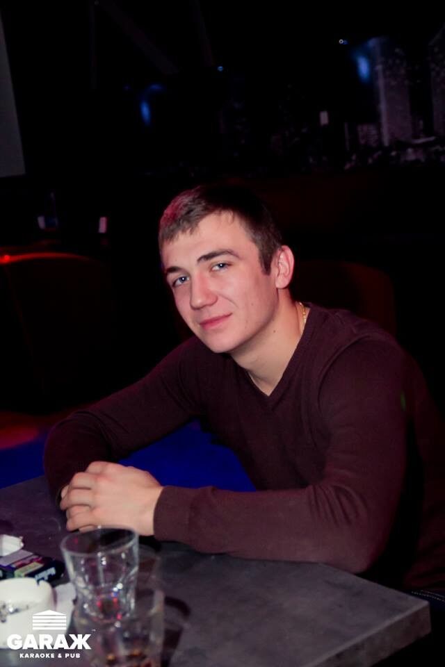  5326928  Constantin, 33 ,    