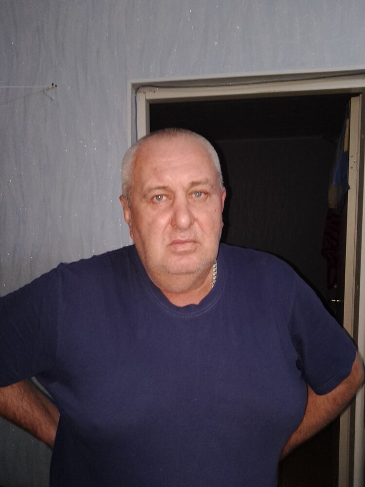  30623708  Andrei, 59 ,    