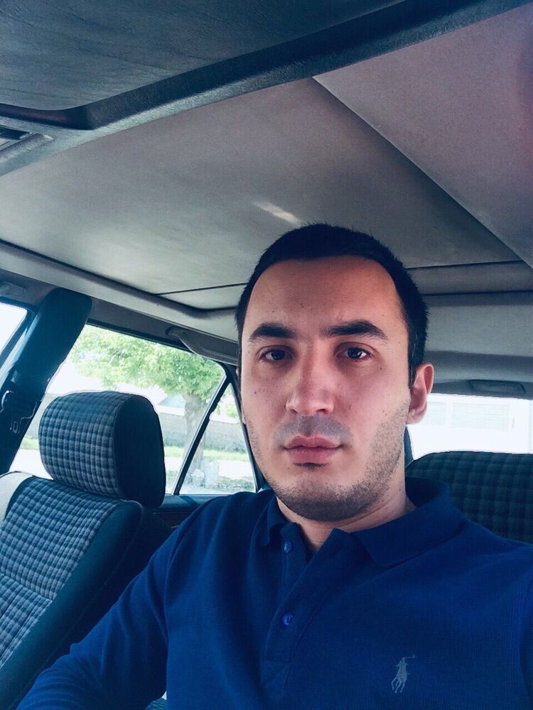  29972038  Akhmetov, 33 ,    