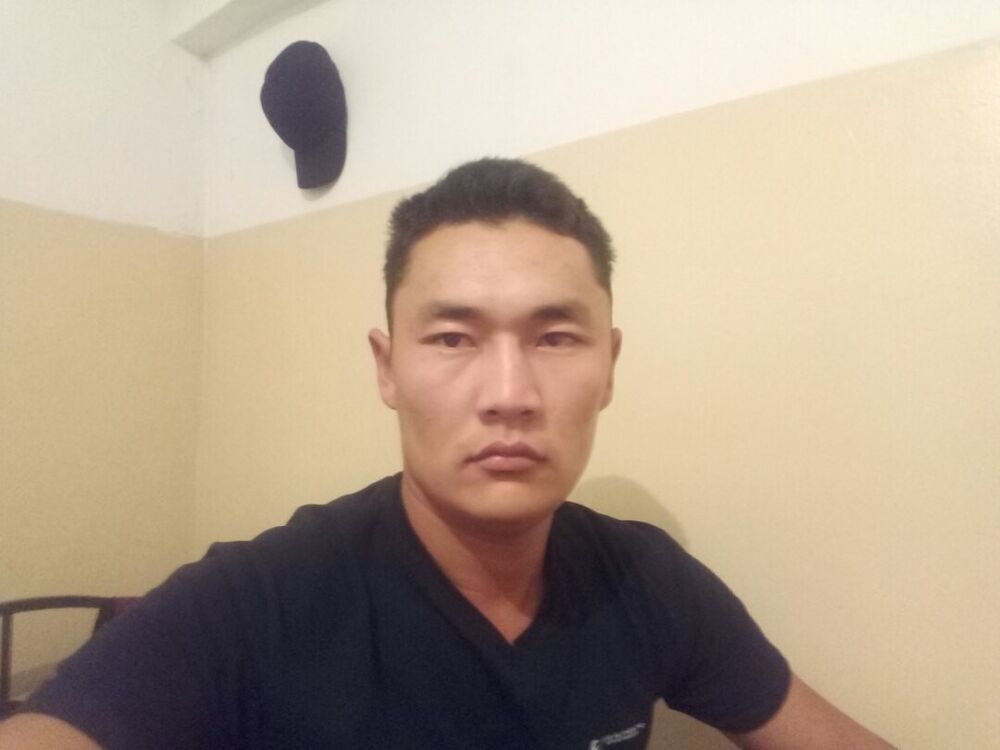  13784868  Birzhan, 31 ,    