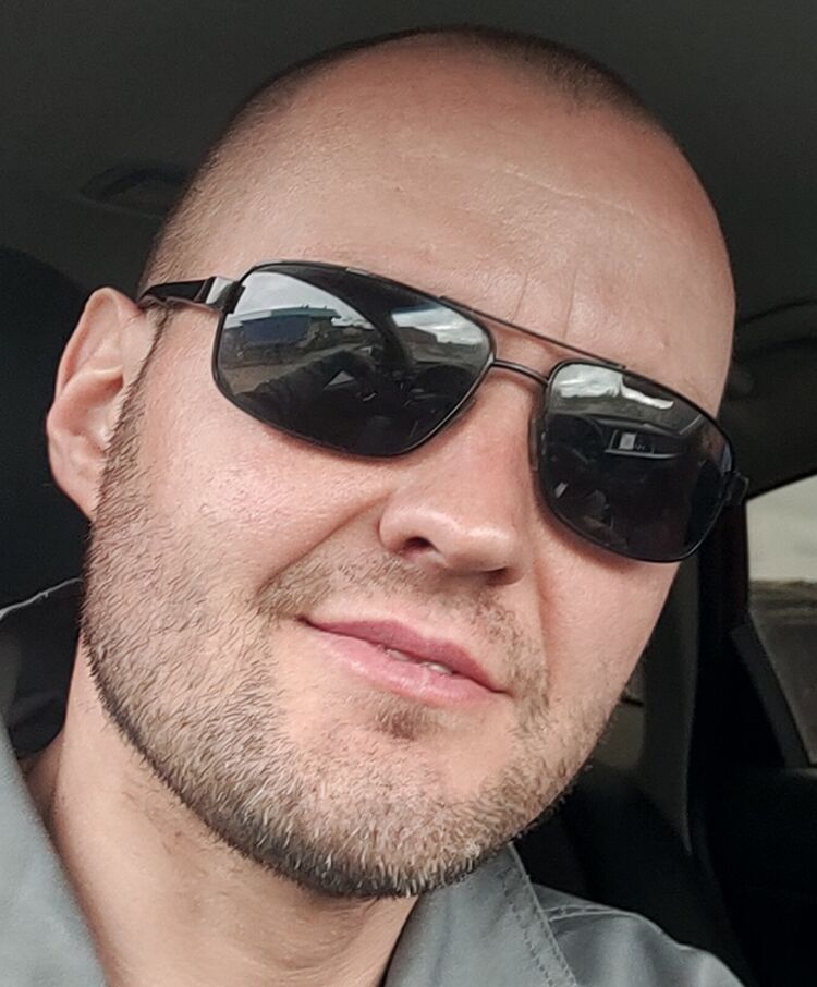 41138828  , 32 ,    