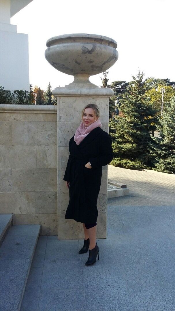  Limassol,   Luna, 44 ,     , c , 