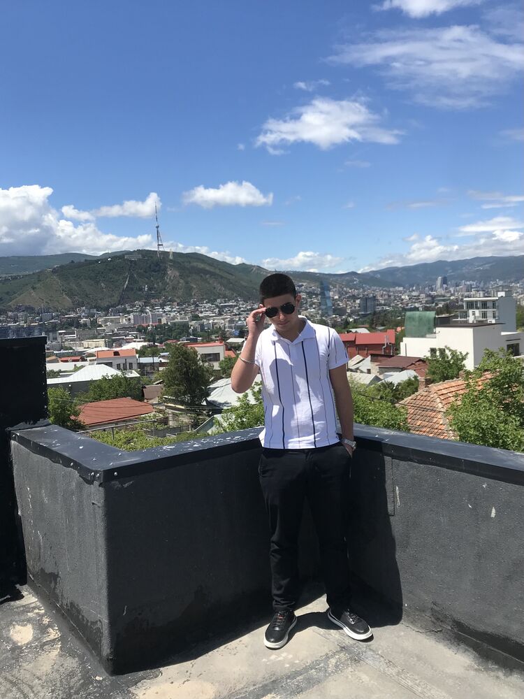 ,   Garik, 25 ,   ,   