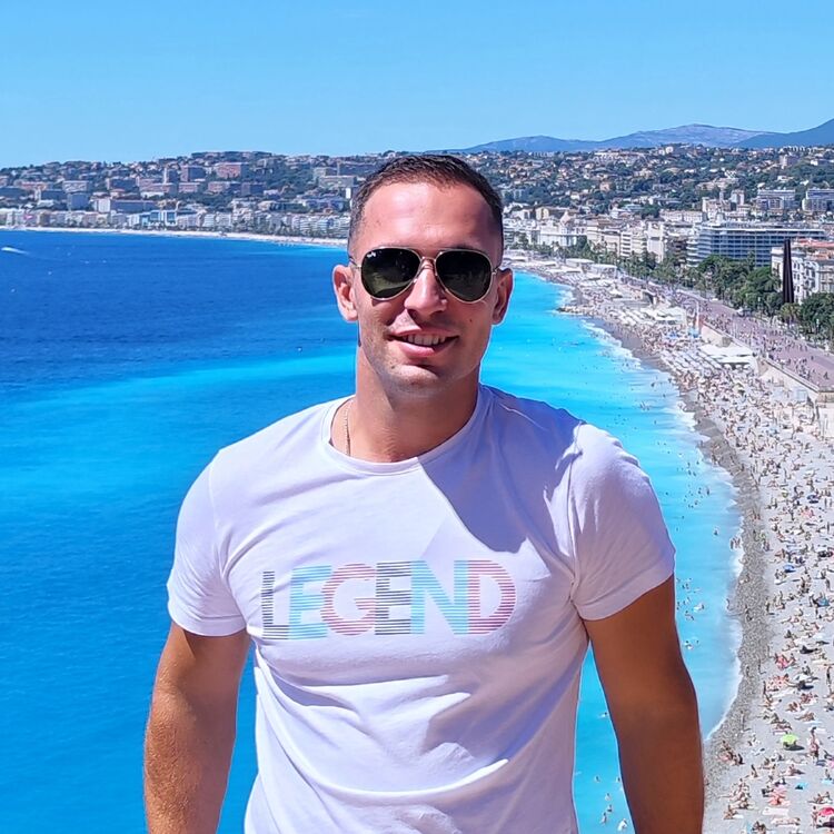  43226778  Pavle, 29 ,    Ulcinj