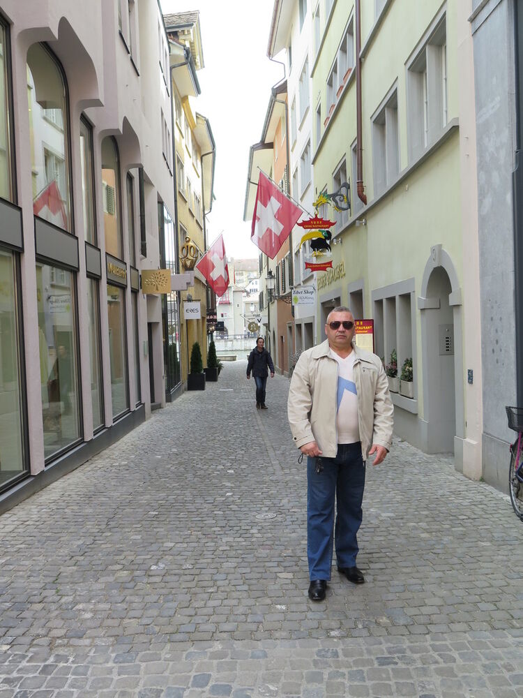  ,   Valeri, 60 ,   