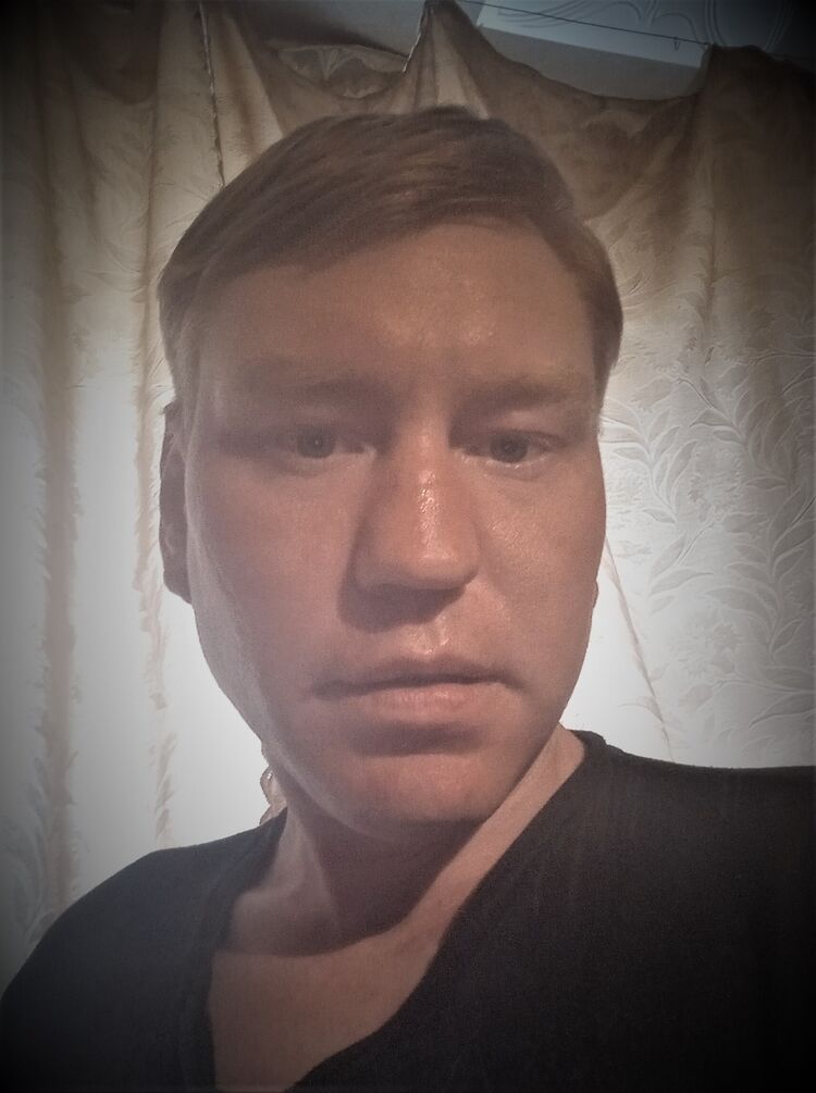  ,   Hakon, 36 ,   ,   , c , 