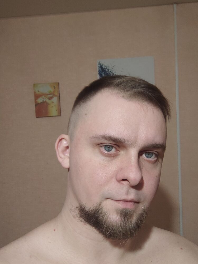  32642508  , 35 ,    