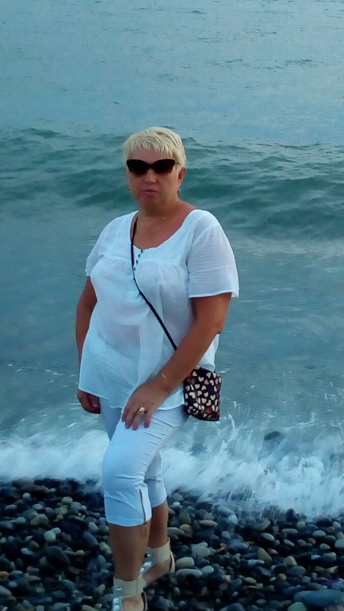  ,   Irina, 61 ,   ,   , c 