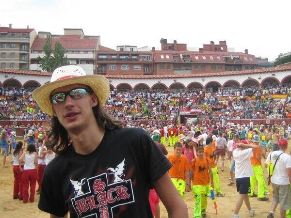  Zaragoza,   Woozoo, 42 ,     , c 