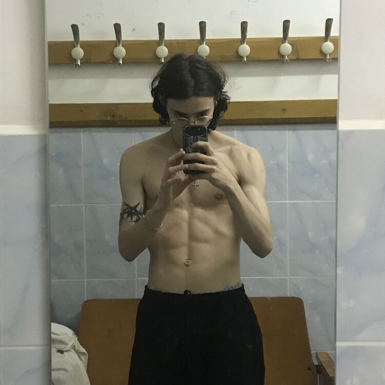  30560648  , 23 ,    