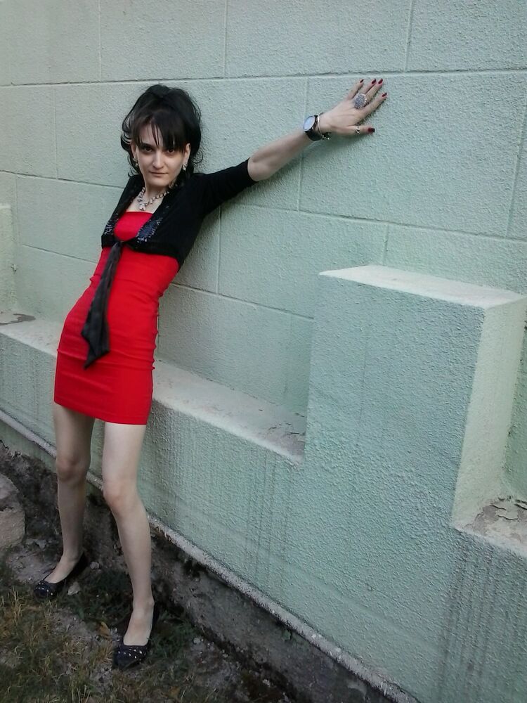  ,   Nika, 38 ,   ,   