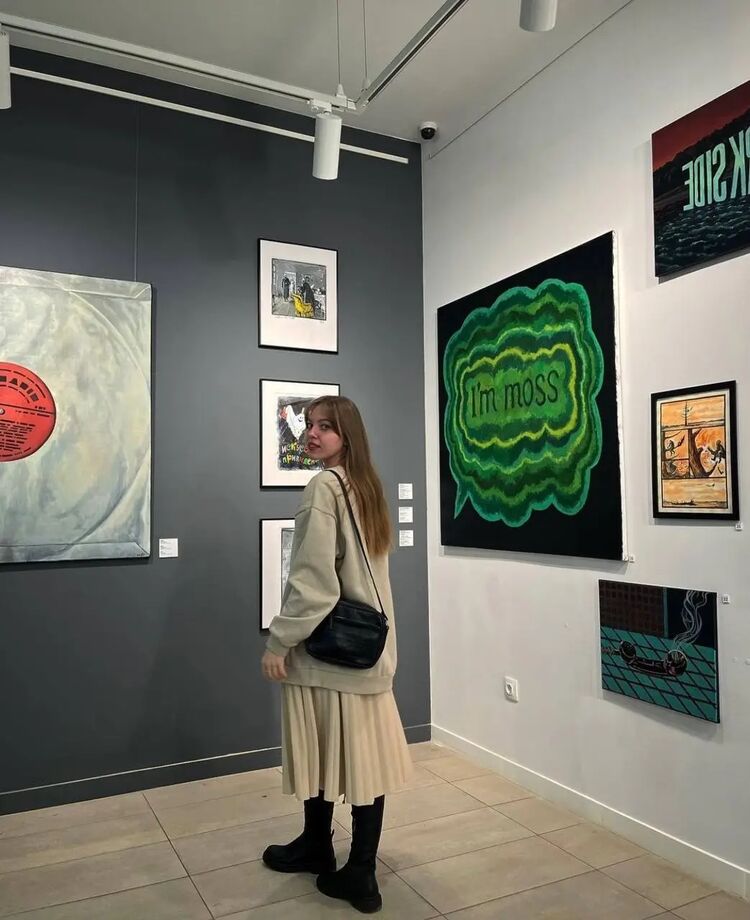  27338208  , 26 ,    -