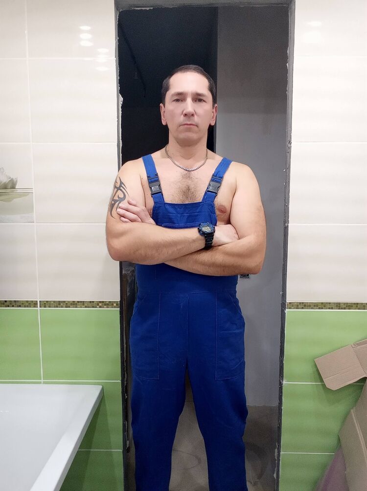  23352508  , 49 ,    
