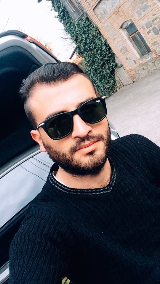  18525128  Levani, 34 ,    