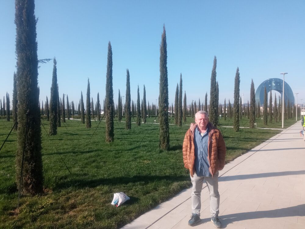  50494238  Sergey, 49 ,    