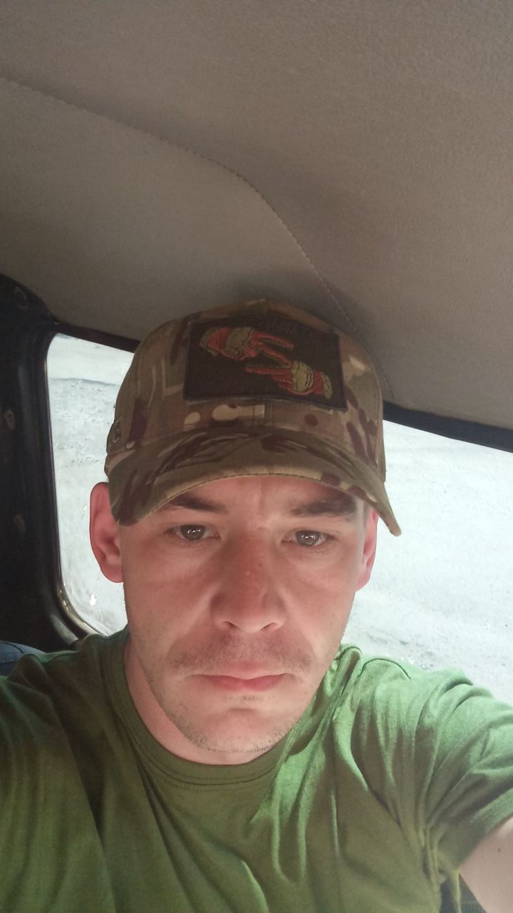  42588728  , 36 ,    