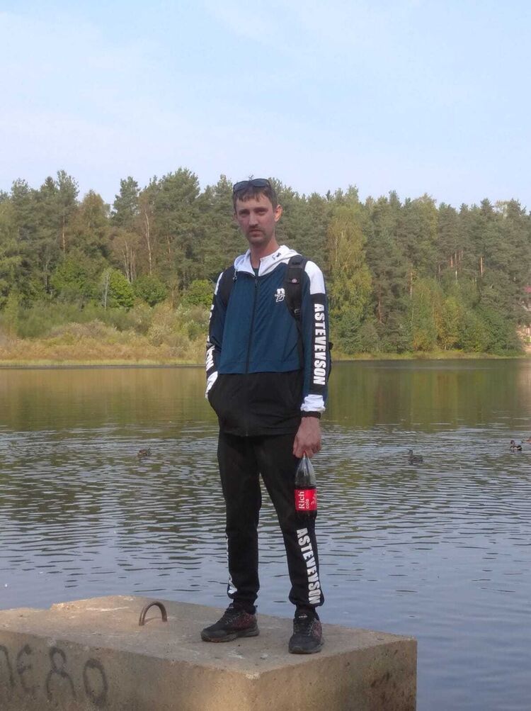  53570398  , 34 ,    --