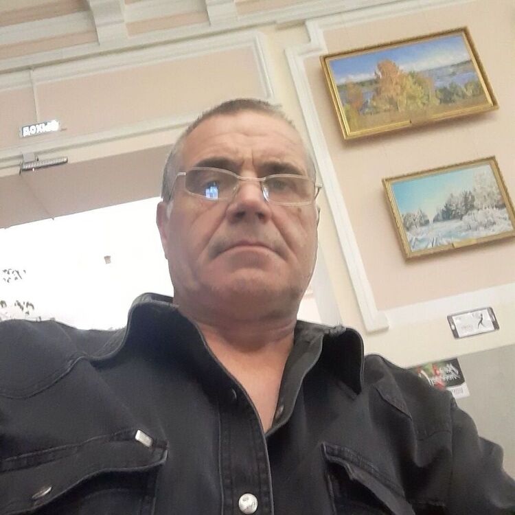  37799308  , 59 ,    