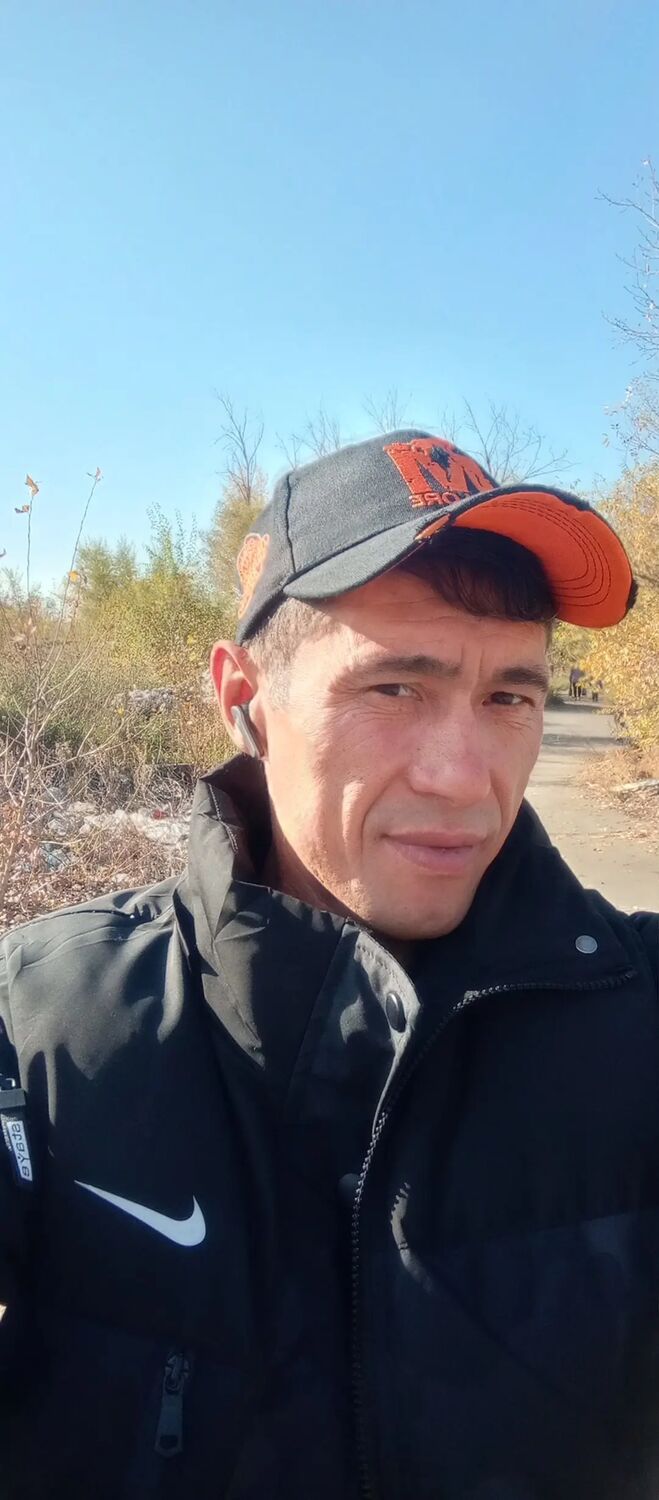  50531778  Anatolii, 43 ,    