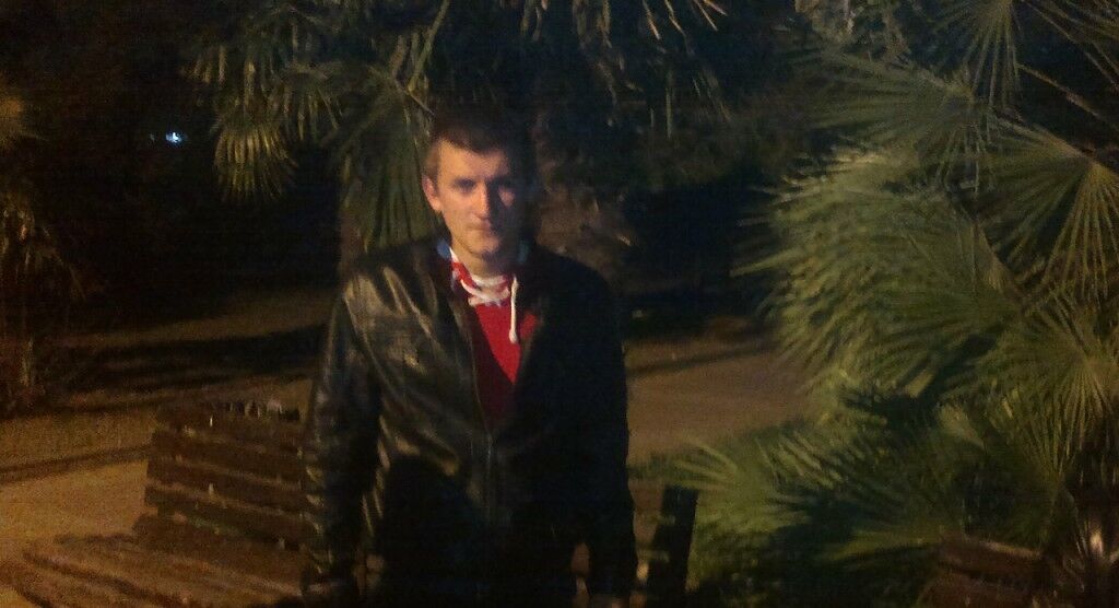  ,   Viktor, 36 ,   ,   , c 